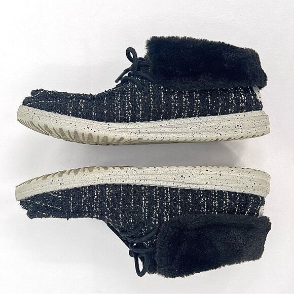 Hey Dude Britt Boucle Black Metallic Thread Fur Cuff Lined Ankle Boots Size 6 - Picture 3 of 11